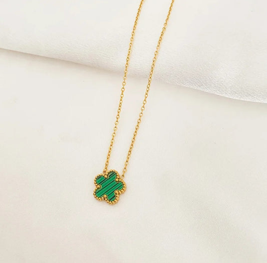 Collier Caam